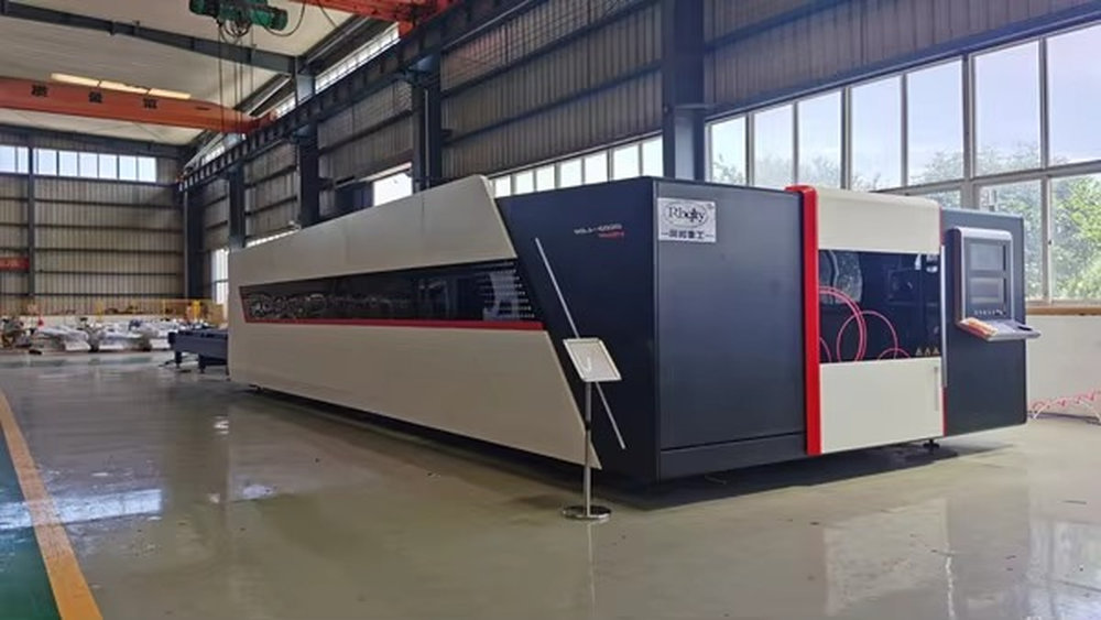 Fully Enclosed CNC Fiber Laser - Industrial Use Of Laser 评论和价格